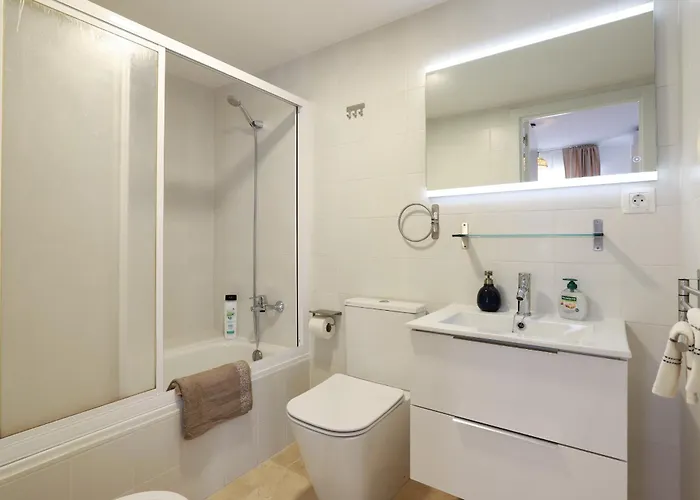 Apartment Camelia 3bed - Centre, 250m Fuengirola