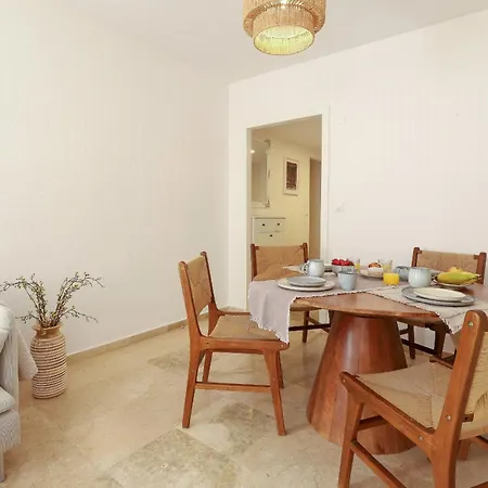 Camelia 3bed - Centre, 250m Apartment